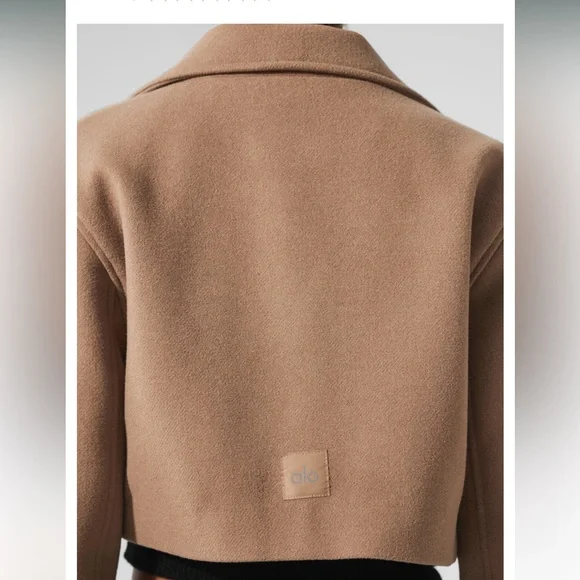 Alo Wool Cropped Metro Tench - Picture 4 of 12